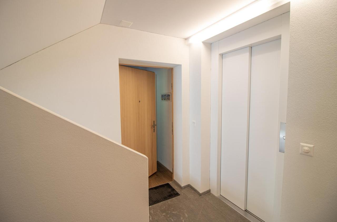 Salis 06 By Arosa Holiday ภายนอก รูปภาพ